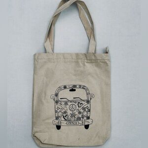 Bus design tote bag